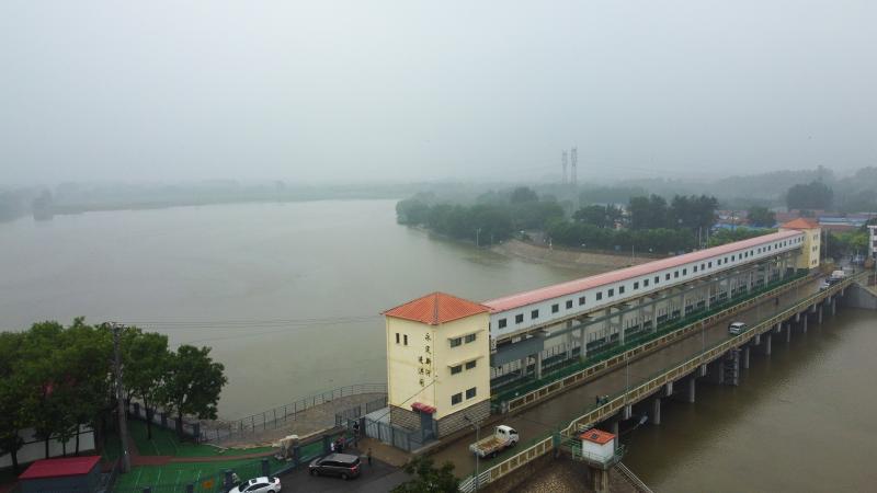 Xinhua News Agency+| Building a Line of Defense for the People's Life Safety - Tianjin Flood Control and Discharge Site Directly Attacks the Vocational Education Center of Wuqing District, Tianjin | Flood Situation | Tianjin