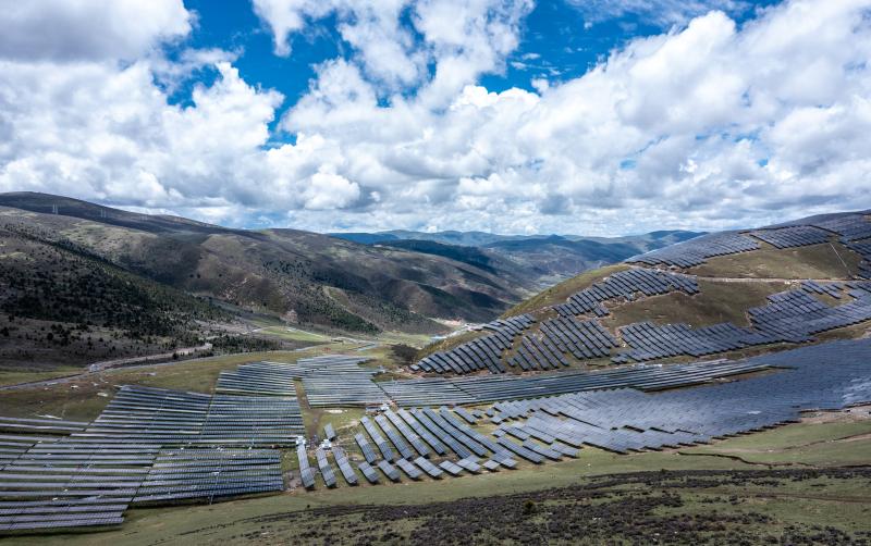 Crossing China's New Infrastructure | The World's Largest Water Light Complementary Power Station, Yalong River Kela Photovoltaic Power Station, Launched for Power Generation in Kela Township, Yajiang County, Garze Tibetan Autonomous Prefecture, Sichuan Province | Water Light | Yalong River Kela Photovoltaic Power Station