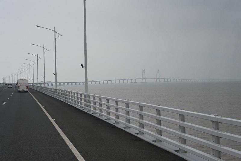 Crossing the Lingdingyang River and Connecting Three Places: This world's longest sea crossing bridge brings new opportunities to the Greater Bay Area. Century | Bridge | Longest