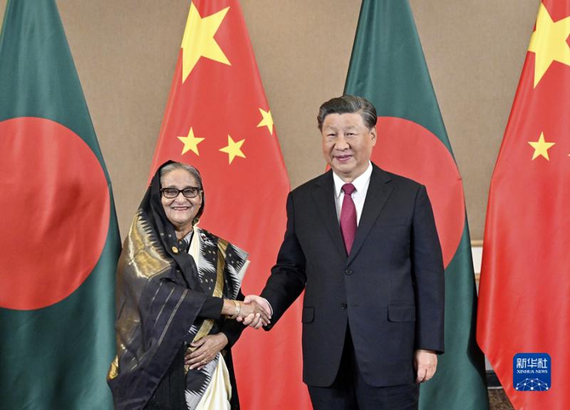 习近平会见孟加拉国总理哈西娜政治