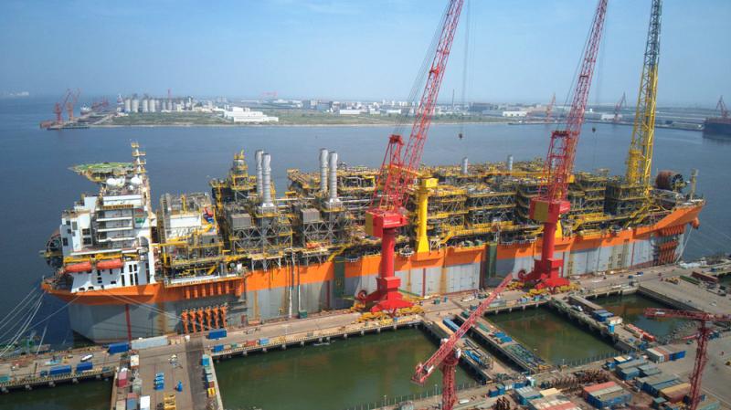 The SEPETIBA, one of the world's largest tonnage floating production, storage, and unloading oil tankers, has been delivered to the Tianjin Port Free Trade Zone in Tianjin