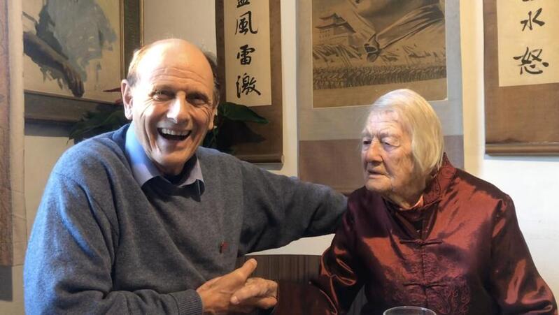 What did she leave for China?, "Norman Bethune" passed away in Beijing at the age of 108 | Beijing Foreign Studies University | Isabelle Crook | China