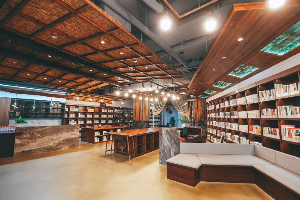 There is a new reading space in North Shanghai, and the Industrial Wind Science and Technology Innovation Building has settled in a high-end study for reading | International | Study