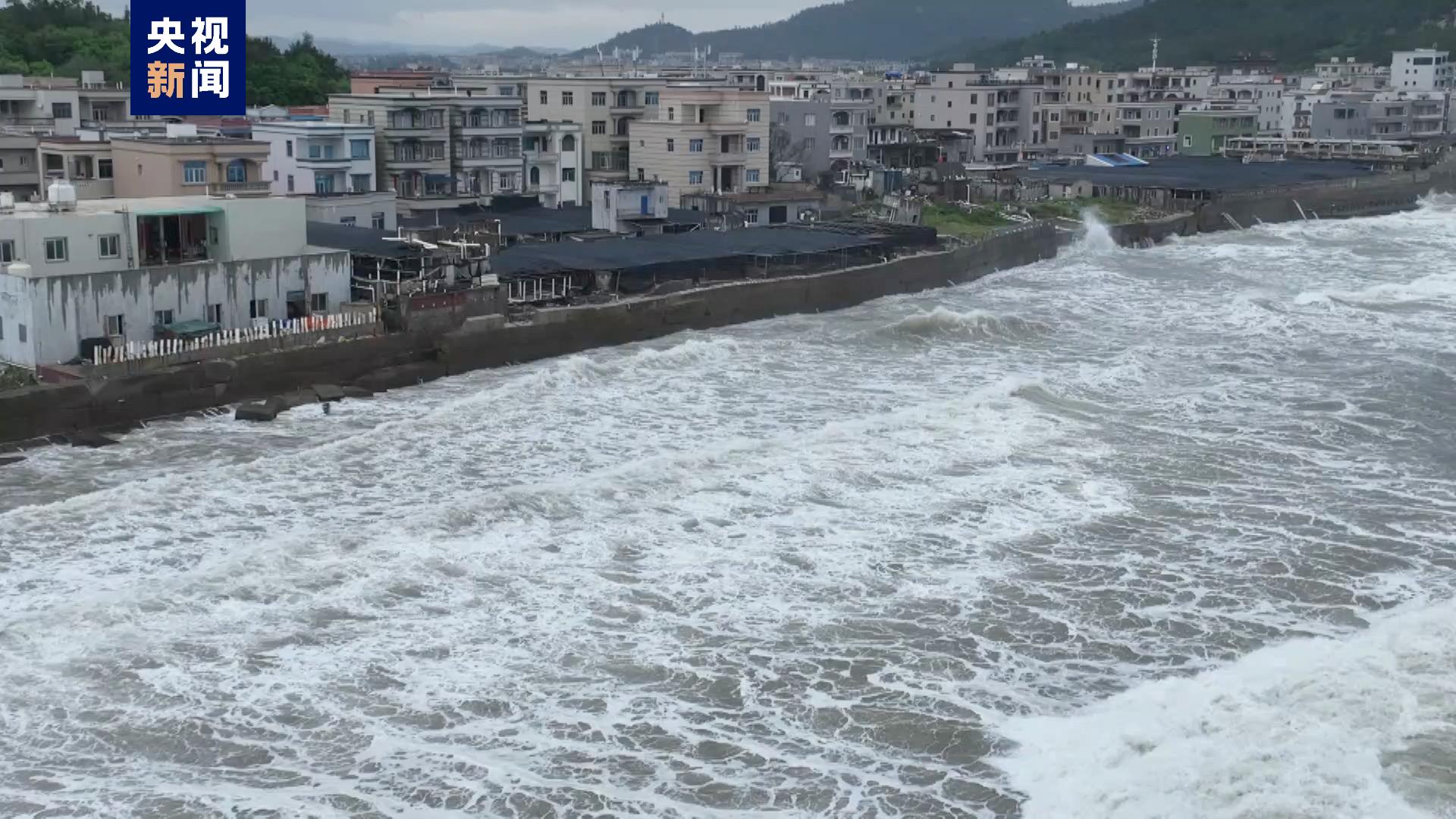 Hong Kong issues Signal No. 8 for Gale or Storm, Super Typhoon "Sula" Approaches: More than 100000 People Moved from Dangerous Areas in Fujian