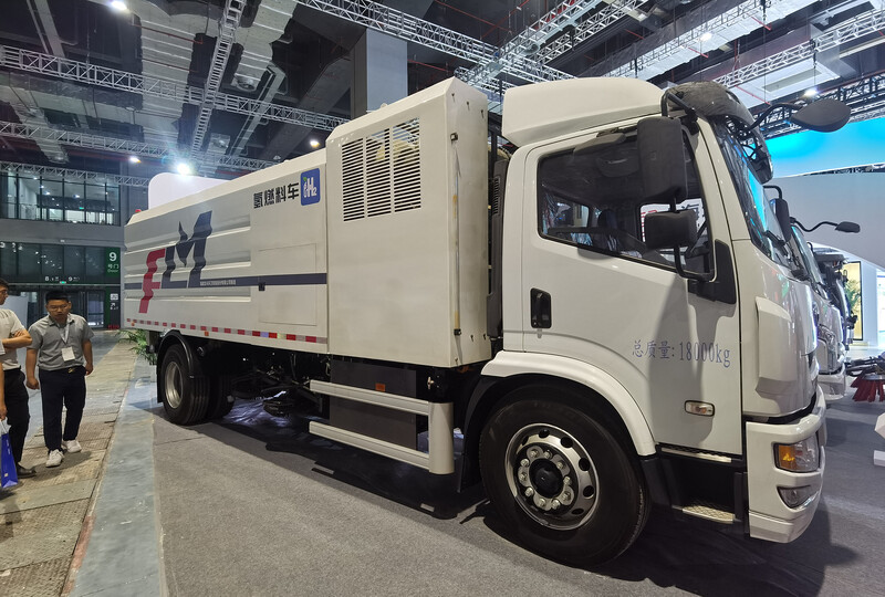 The hydrogen energy for Shanghai's "appetite" needs to go through cost and site constraints, and by 2025, 30% of sanitation vehicles will need to be replaced with new energy at a cost | new energy | Shanghai