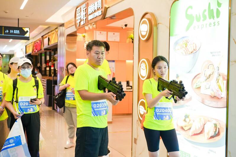 Shanghai citizens are busy with sports on weekends. They can walk fast, orient the city, and shoot Zongzi balls. Zongzi | Sports | Shanghai