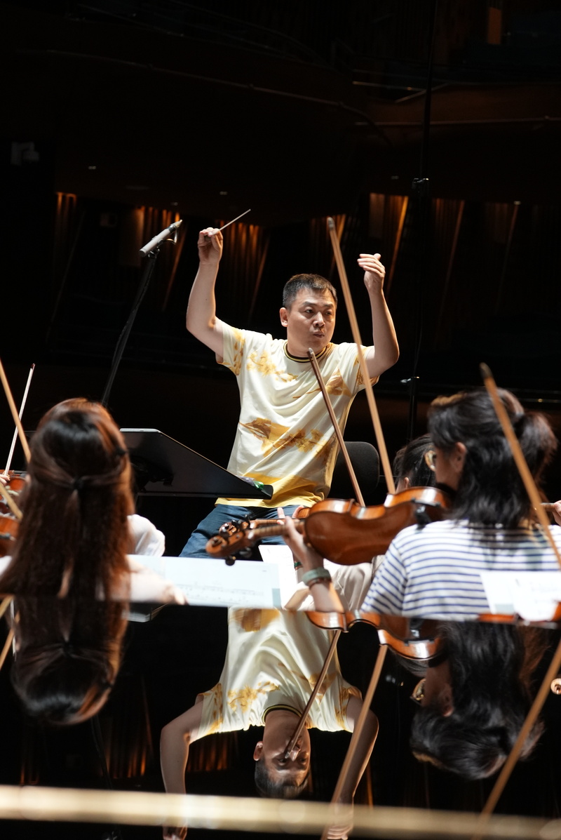 The Shanghai Philharmonic Orchestra's new season will premiere multiple works in both the world and China, marking the opening of the Shanghai Hangzhou Twin Cities. Tchaikovsky | Hachaturian | China