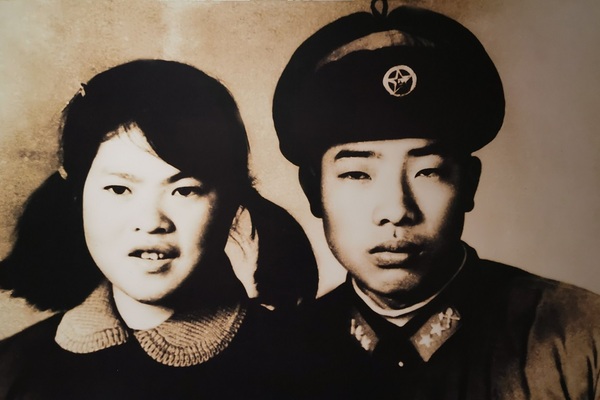 Her longing is very long - the story of the hero Wang Jie and his fianc é e Zhao Yingling, whose life is short. Wang Jie | Deng Xiaoping | Liu Bocheng