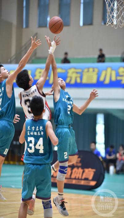 The competition team responded that the Guangdong Primary School Basketball Championship players were questioned about changing their age to the tournament. Contestants