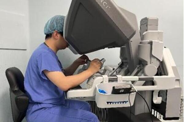 How to transform the intestine into the ureter? Da Vinci Surgical Robot Assists "Graft" Bracelet | Ureter | Robot