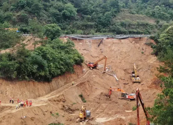 Meizhou Branch Road Inspection Road Safety: Fully consider the extreme situations that may result from soil soaking for a long time