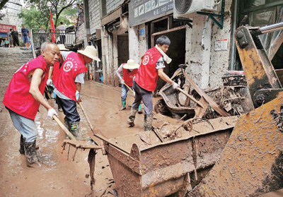 What are the new trends in the development of agriculture? After conducting research on 10 towns and 20 villages, Shanghai counselors proposed ten directional suggestions