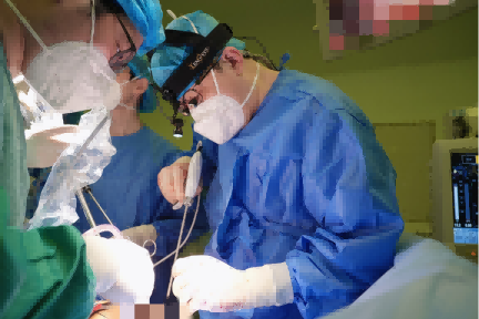 The thoracic combined anesthesia team accurately cleared the "three forks", and a 63 year old patient discovered a tumor | protuberance | trachea in the trachea