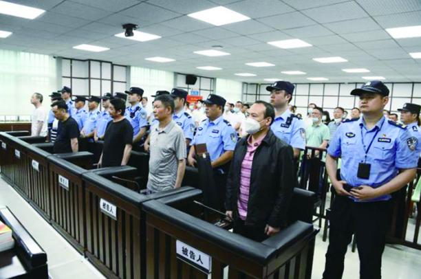 Shoot a case! Department level officials manipulate "fake lawsuits" to embezzle 300 million public funds from Yueyang | Li Ping | public funds