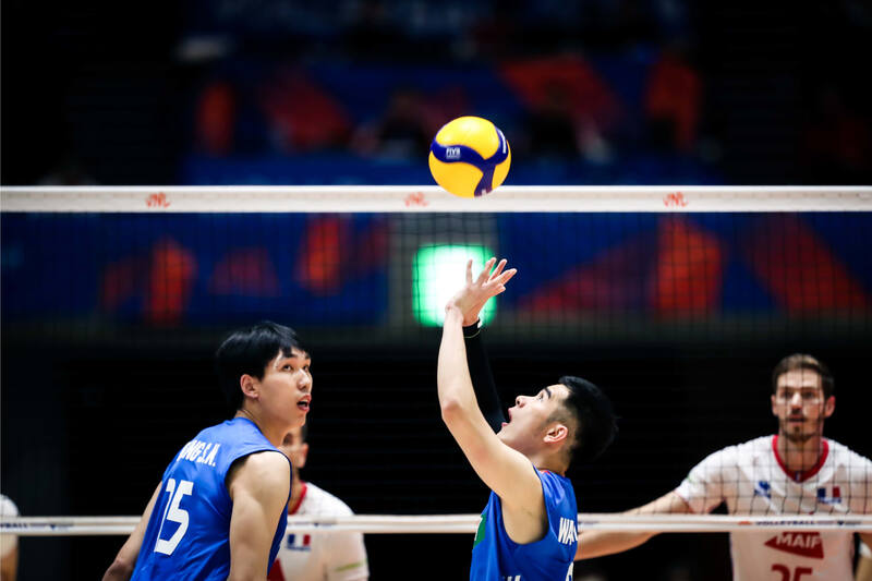 Surprisingly, they won a "post-00s" special weapon, and it was not surprising that the Chinese men's volleyball team lost to the Olympic champion. Their opponent | Men's Volleyball Team | China Men's Volleyball Team