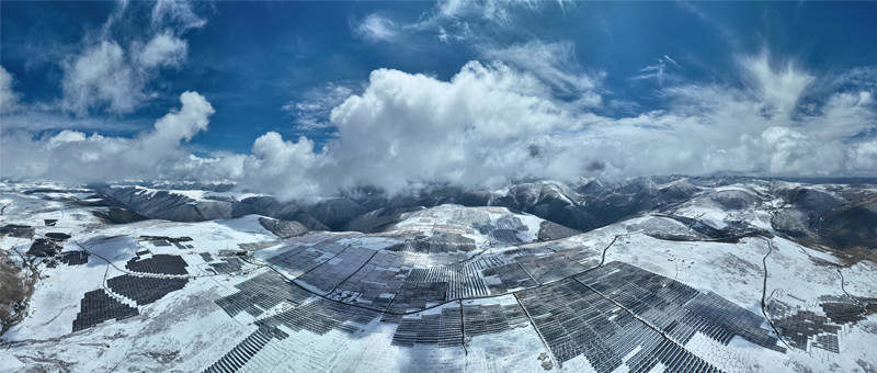 Power generation will start today!, The world's largest and highest altitude football field | Site | Altitude