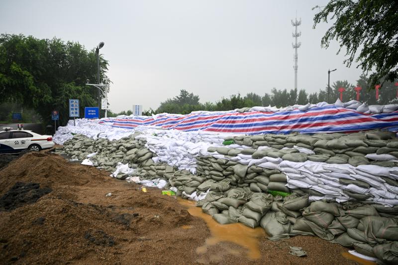 Xinhua News Agency+| Building a Line of Defense for the People's Life Safety - Tianjin Flood Control and Discharge Site Directly Attacks the Vocational Education Center of Wuqing District, Tianjin | Flood Situation | Tianjin