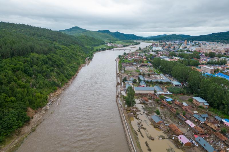 Implementing flood prevention and disaster relief measures to ensure the safety of people's lives and property - frontline observations and relief efforts in the fight against floods in various sectors of Northeast China