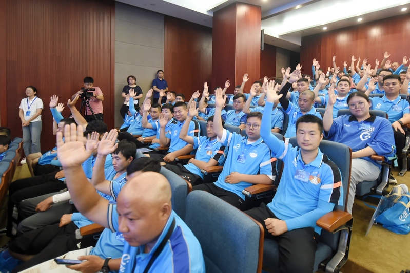 The first nationwide online meal delivery industry worker congress (expanded) was held in Shanghai for employment | The first nationwide