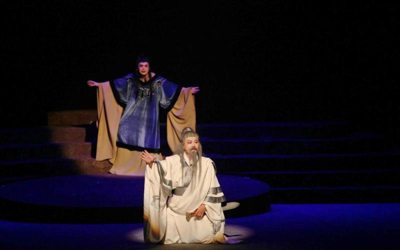 The Shanghai Opera Theatre Troupe is doing this, adhering to the principles of integrity rather than conservatism, respecting the past rather than restoring ancient culture | Actors | Theatre Troupe