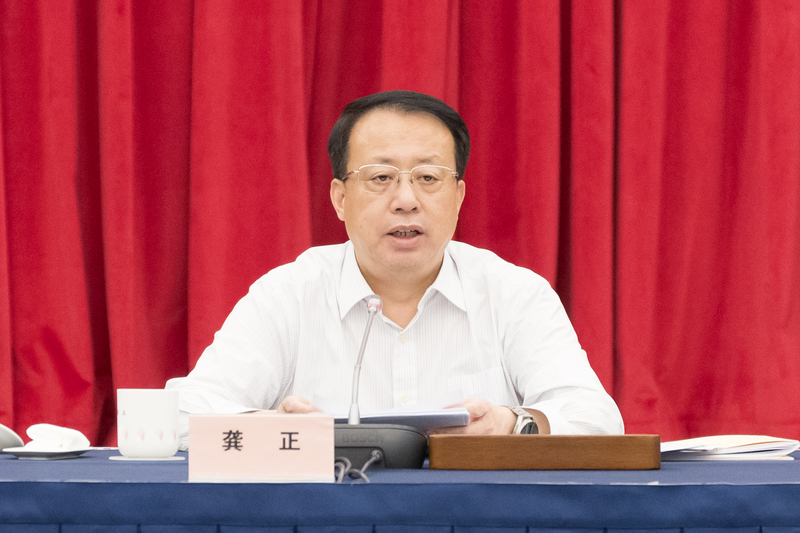 Integrating knowledge and action, focusing on practical work, anchoring missions and tasks, the Party Group of the Shanghai Municipal Government held a theme education themed democratic life meeting in Shanghai | Thought | Life Meeting