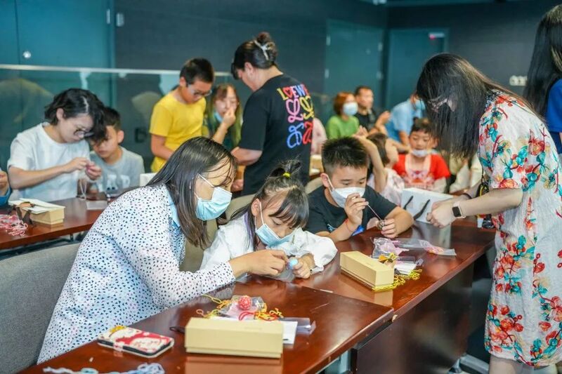 Exploring Night Tour, Learning Intangible Cultural Heritage, Running Directions, Building Models... Shanghai Sports Museum invites citizens to celebrate their birthdays together. Culture | Sports | Museum