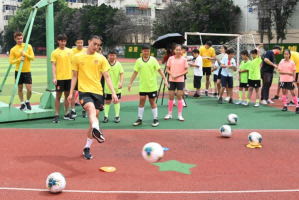 国足亚运队打响第一枪,走近杭州亚运会：中国、印度迎来足球项目“地球德比”