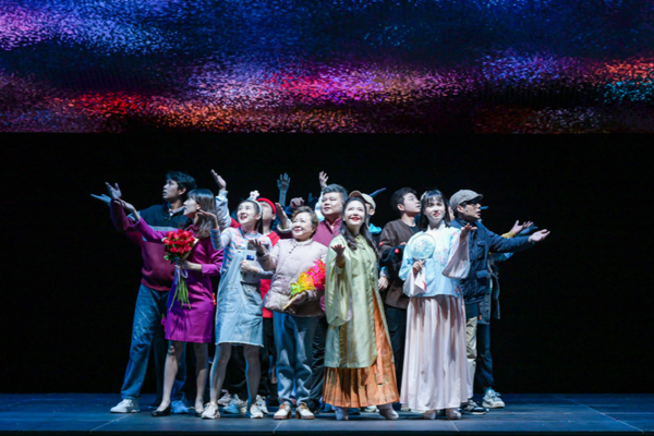Wuhan People's Art Theatre's "Unforgettable Original Aspiration - Grateful Journey" Comes to Shanghai to Pay tribute to Adventurers