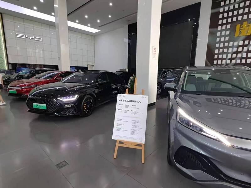 Why become a billion yuan famous car dealership| Observation of characteristic park ④, a 1-kilometer road on the outer ring expressway, Shanghai Xinghan Mercedes Benz | Enterprise | Road