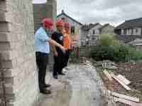 My granddaughter has a row of four rooms alone, and this dangerous rural house in Shanghai has become a three story villa