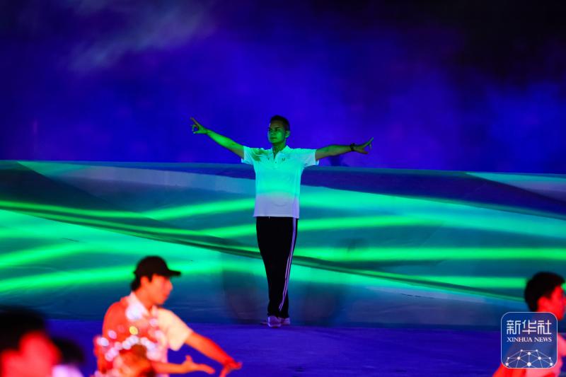 The Story Behind the Opening Ceremony of the Chengdu Universiade - A Face of Joy, Wrath, Sorrow, and Joy Prop | Chengdu | Universiade