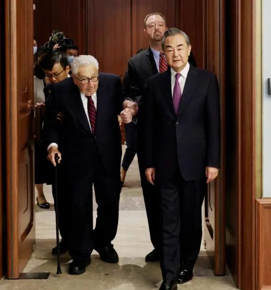 Kissinger is not easy, coming to China for a business trip at the age of 100. Li Shangfu | USA | Kissinger