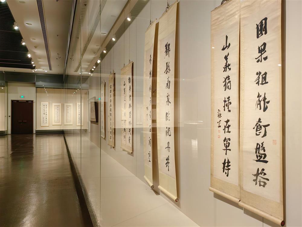 Zhao Zhiqian, Wu Changshuo, Xie Zhiliu, Zhou Huijun... 100 calligraphy masters and 100 exquisite works appeared at the Chinese Art Palace Calligraphy | Chinese Art Palace | Zhou Huijun
