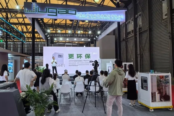 松江构建高效、清洁、低碳、循环的绿色制造体系,一批企业亮相碳博会