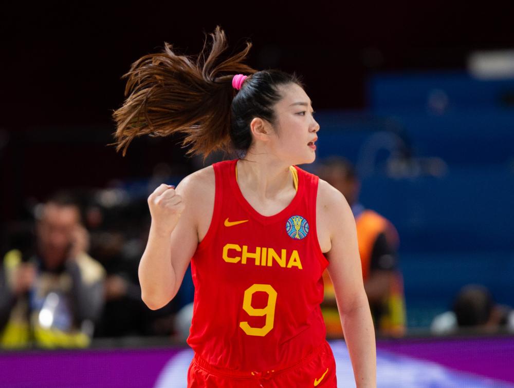 中国女篮双核发力难掩三处问题！,逆转击败韩国女篮锁定亚洲杯四强韩国|女篮|中国女篮