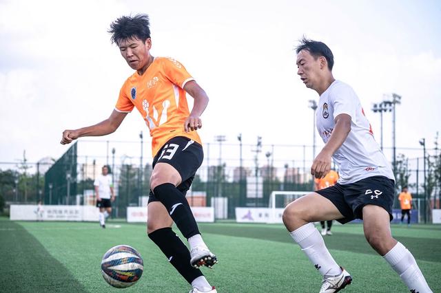 How to crown the "King"? This amateur grassroots team, mainly composed of youth training coaches, won the 6th Shanghai Champions League Mingjin Football | Songjiang | Grassroots