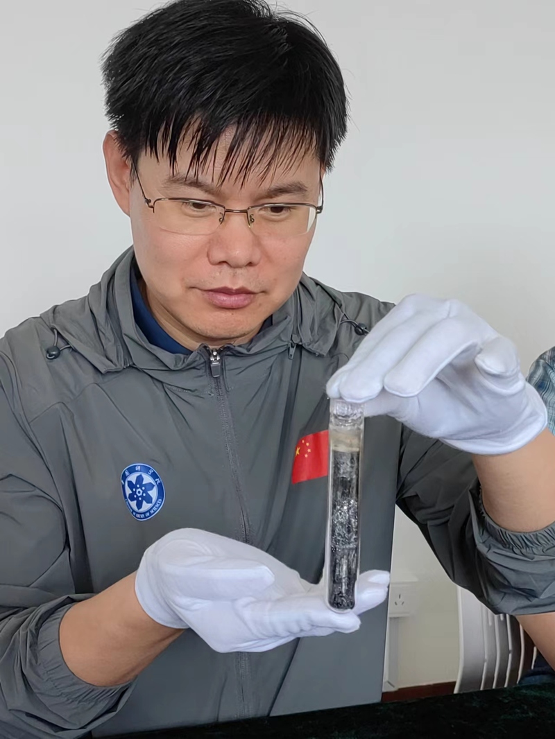 At the moment of being unsealed, [video] went straight to the scene: materials for traveling back to Earth to the Chinese space station | scientific experiments | space station