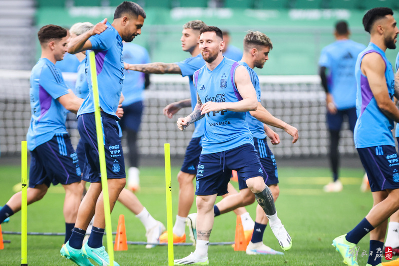 Preparing for the final practice before the game, Messi sipped Madeira tea on the sidelines, teammate | Argentina | Madeira tea