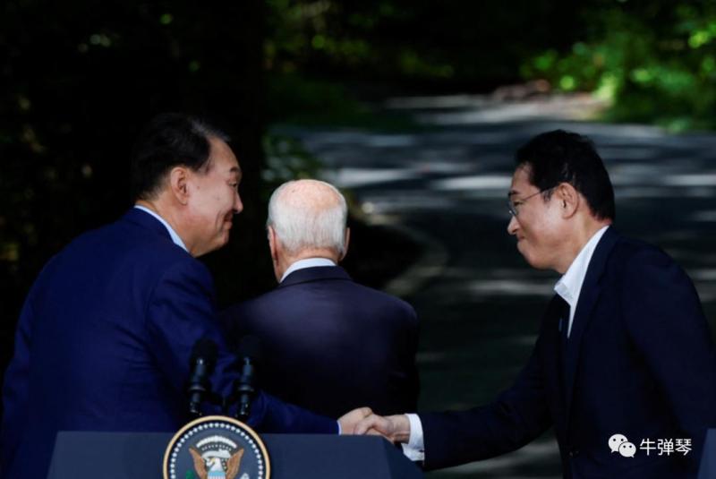 These three small details are very eye-catching. David Camp, US, Japan, South Korea Summit, Biden | Yoon Seok yeol | Details