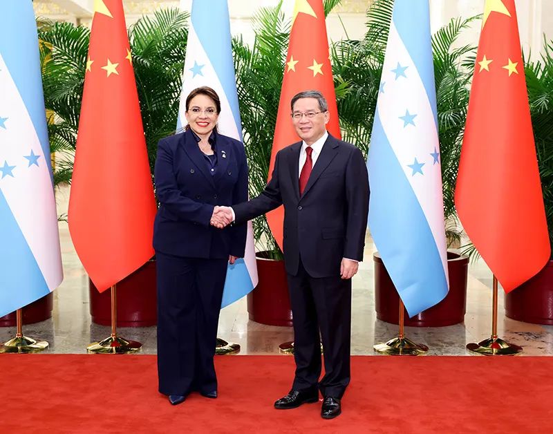 Li Qiang Meets with President Castro of Honduras | President of Honduras | Li Qiang