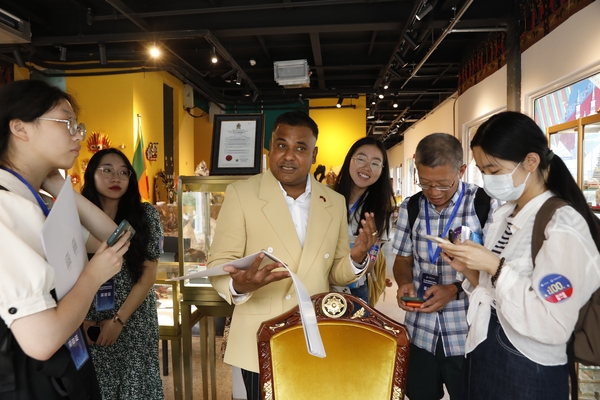 This time, we also brought new friends. Sri Lanka's "China expert" will participate in the Sri Lanka International Import Expo for the fourth time with local specialties