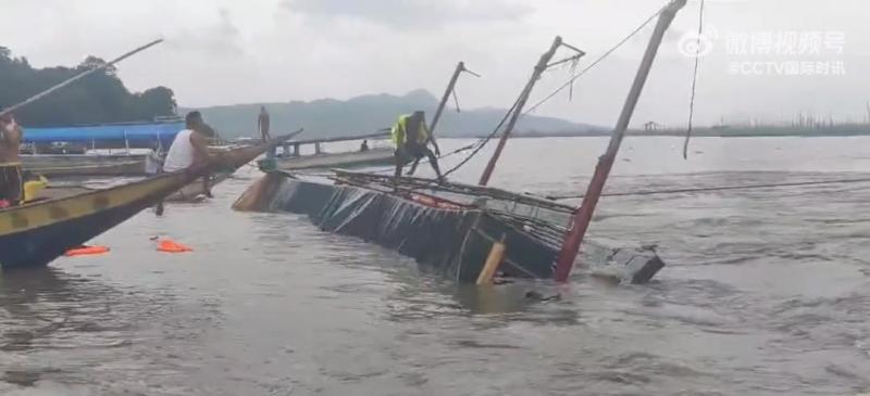 30 deaths have been reported, as a Philippine ship capsizes along the coast | Guard | Ship