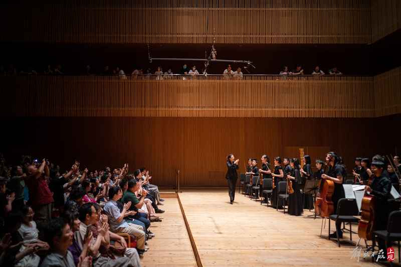44 young musicians stepped onto the professional stage to perform Mozart, with the support of their mentor team, forming a 10 day audience | Applause | Stage