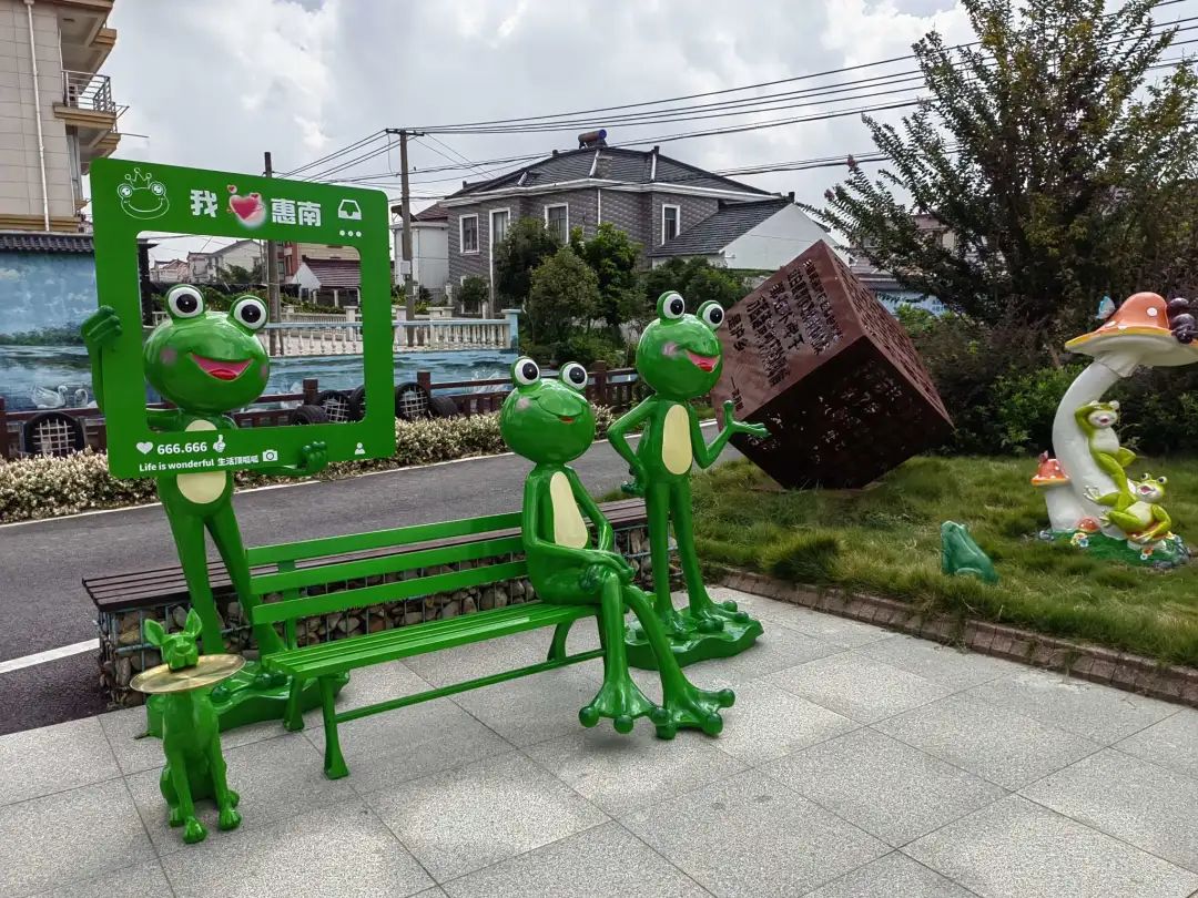 浦东首个村镇地区适儿化改造慢行空间项目落成