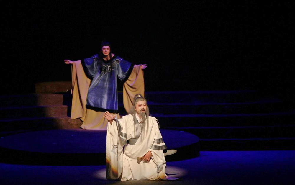 The Shanghai Opera Troupe is doing this, and the cultural inheritance and development are in Shanghai | Adhering to tradition and respecting the past without restoring ancient culture | Actors | Troupe