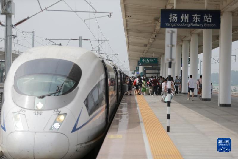 Train scheduling and summer transportation opening hall | Tianjin West Station | Train