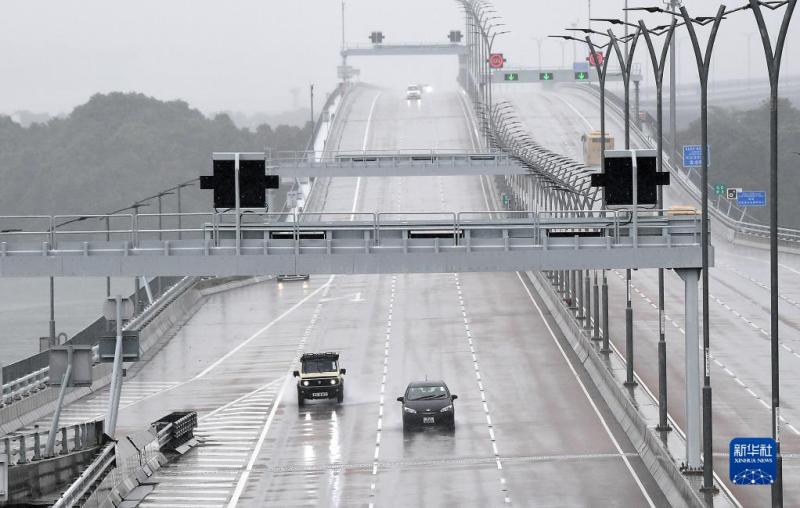 The official implementation of "Hong Kong Vehicles Heading North" in Hong Kong | Bridge | Hong Kong Vehicles