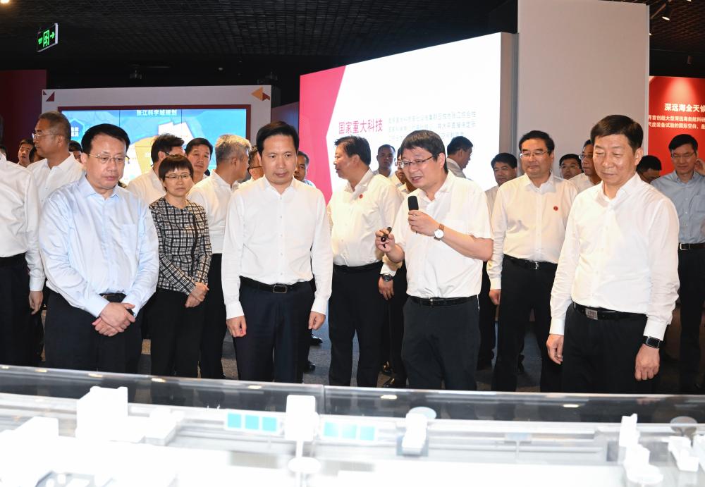 Discuss the cooperation plan between Shanghai and Shaanxi! Chen Jining, Gong Zheng, Zhao Yide, and Zhao Gang led a Shaanxi party and government delegation to discuss China's modernization | Zhao Yide