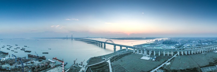 Joining Hands to Climb High, View Scenic Spots, Compete for Excellence, and Achieve Innovative Achievements - Higher Quality Integrated Development in the Yangtze River Delta - Frontline Observation Integration | Yangtze River Delta | Quality
