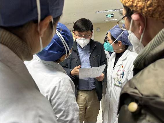Reveal the clinical heterogeneity of "Changxinguan". Zhang Wenhong's team has followed up more than 20000 infected people for one year | Follow up | Patients | Infection | Infected people | Symptoms | Research | Changxinguan